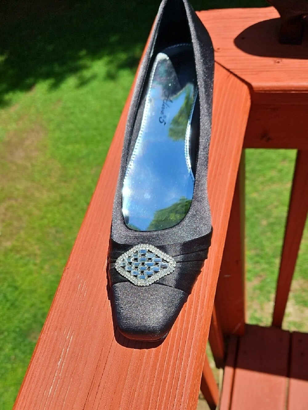 easy street Alive 5 Black Satin Pump with Rhinestone Accent Size 11 M - Picture 15 of 17